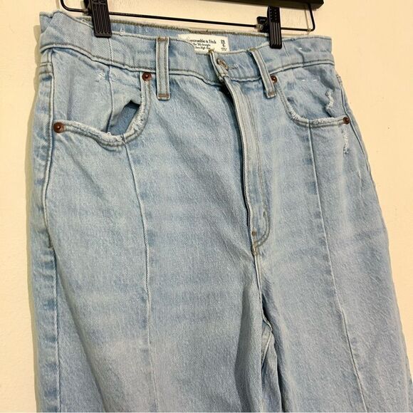 Abercrombie & Fitch The 90s Straight Ultra High Rise Denim Jeans SIZE 28/6 - Picture 3 of 8